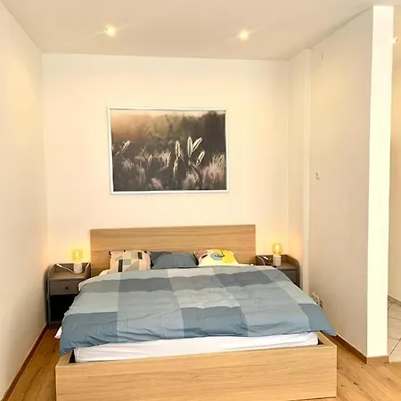 Vintage Chic - By Nahuen Graz