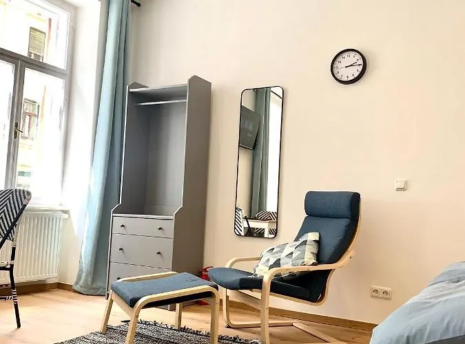 Vintage Chic - By Nahuen Lejlighed