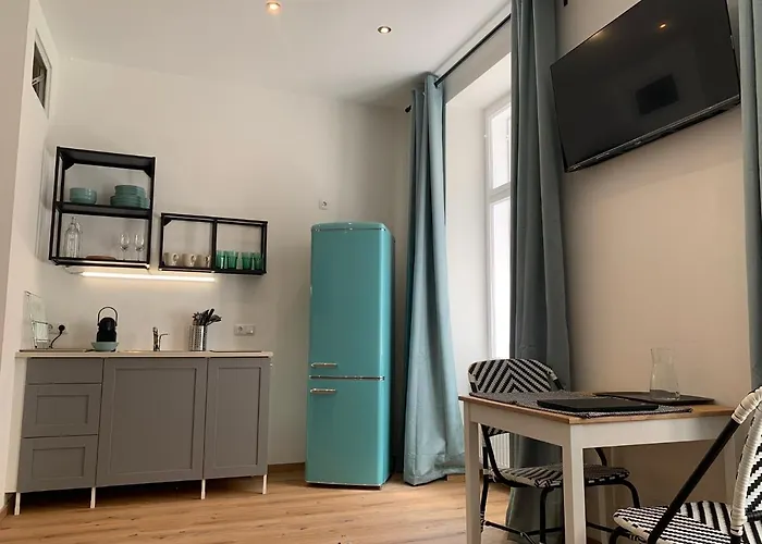 Vintage Chic - By Nahuen Lejlighed *